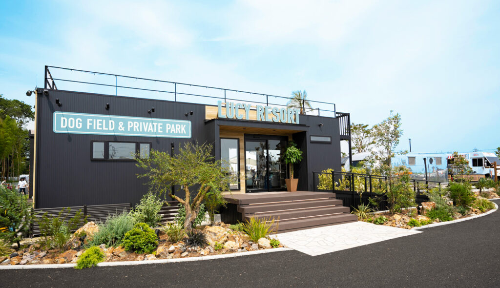 Lucy Resort (ルーシーリゾート)