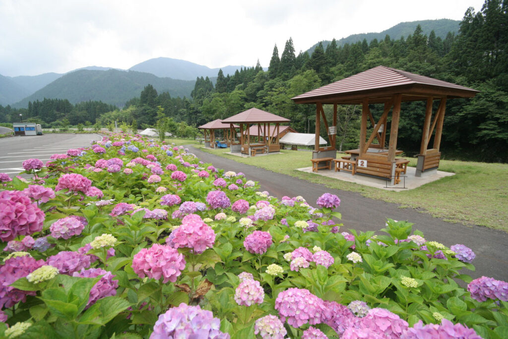 バーベキューハウス四季の森