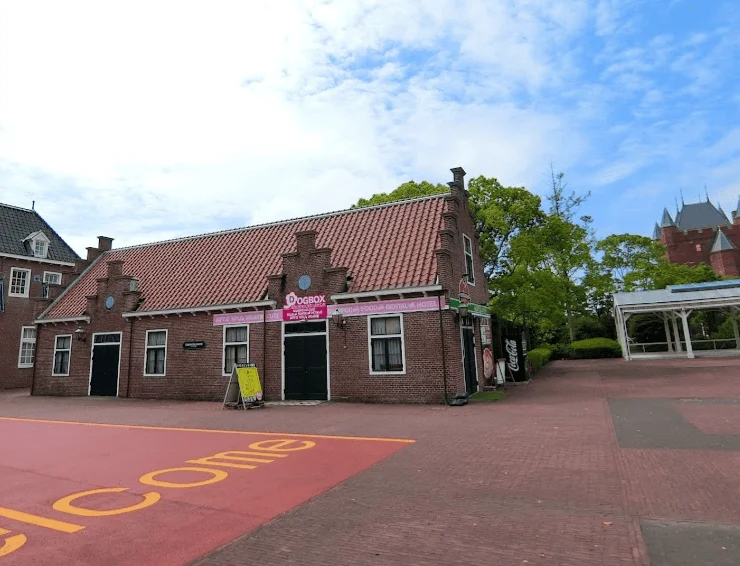 DOGBOX ハウステンボス店