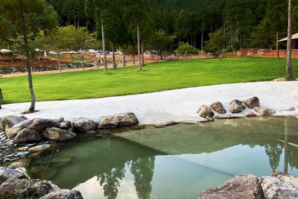 GROUND ROCK CASTLE（グランドロックキャッスル）