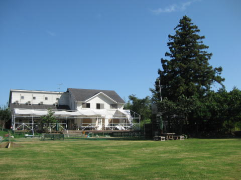 Holiday Afternoon（ホリデーアフタヌーン）ドッグラン