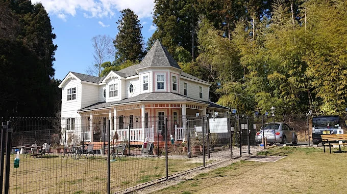 ドッグラン＆カフェ 杜のカフェ ノエル