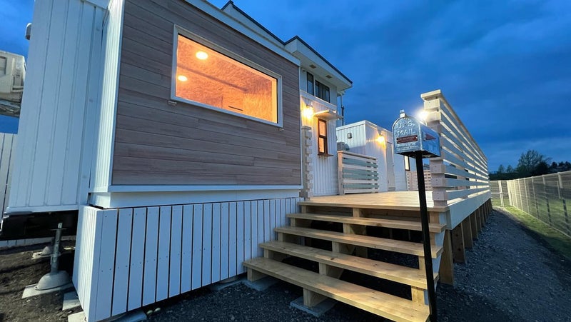 o1440081215280474714